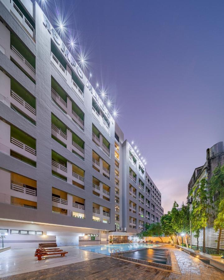 At 115 Hotel By Rompo Bangkok Extérieur photo