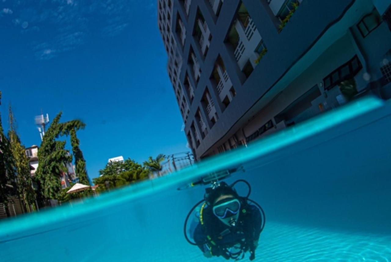 At 115 Hotel By Rompo Bangkok Extérieur photo